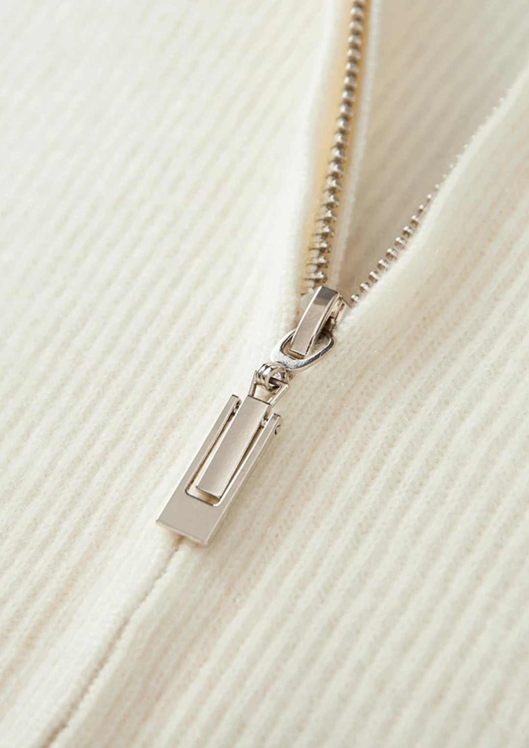 NOBA VUNENI REBRASTI DŽEMPER S RAJFAŠLUSOM