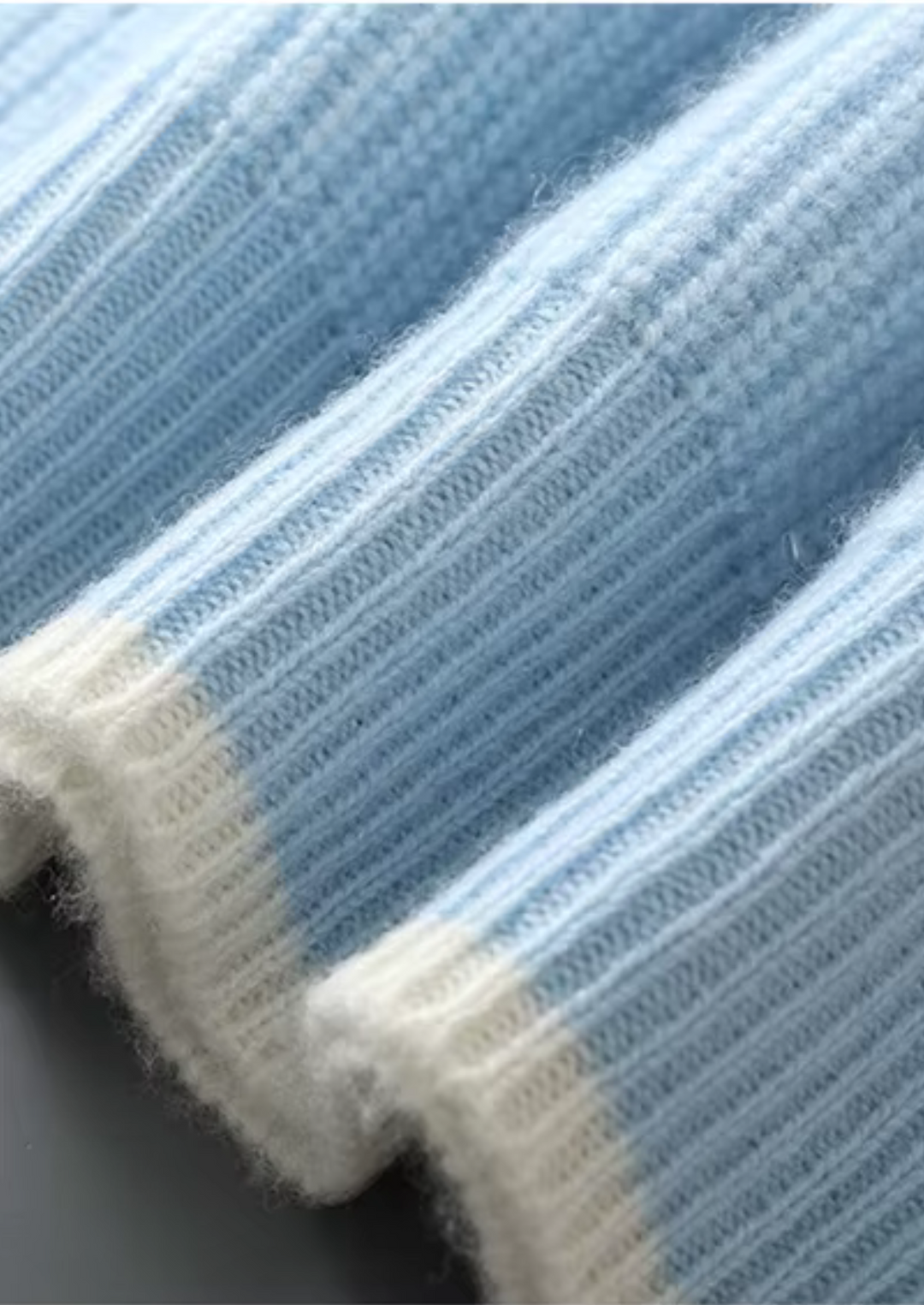 NOBA VUNA DVOJNE BOJE CREWNECK