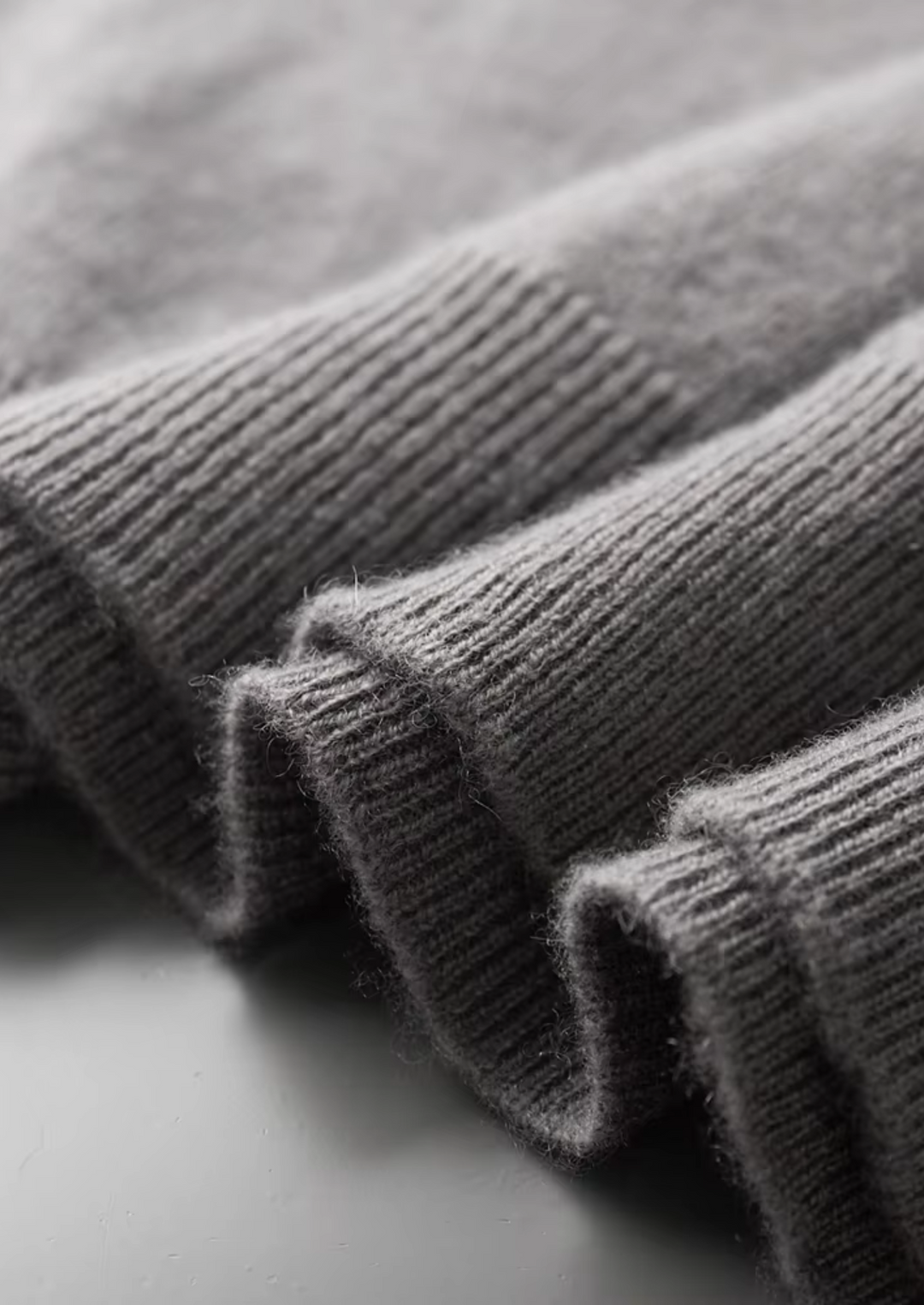 100% KASHMIR MAJICA S VISOKIM OVRATNIKOM