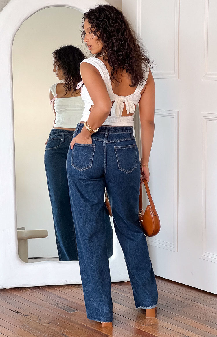 Kansis Tamnoplave Nejednako Strukirane Traperice