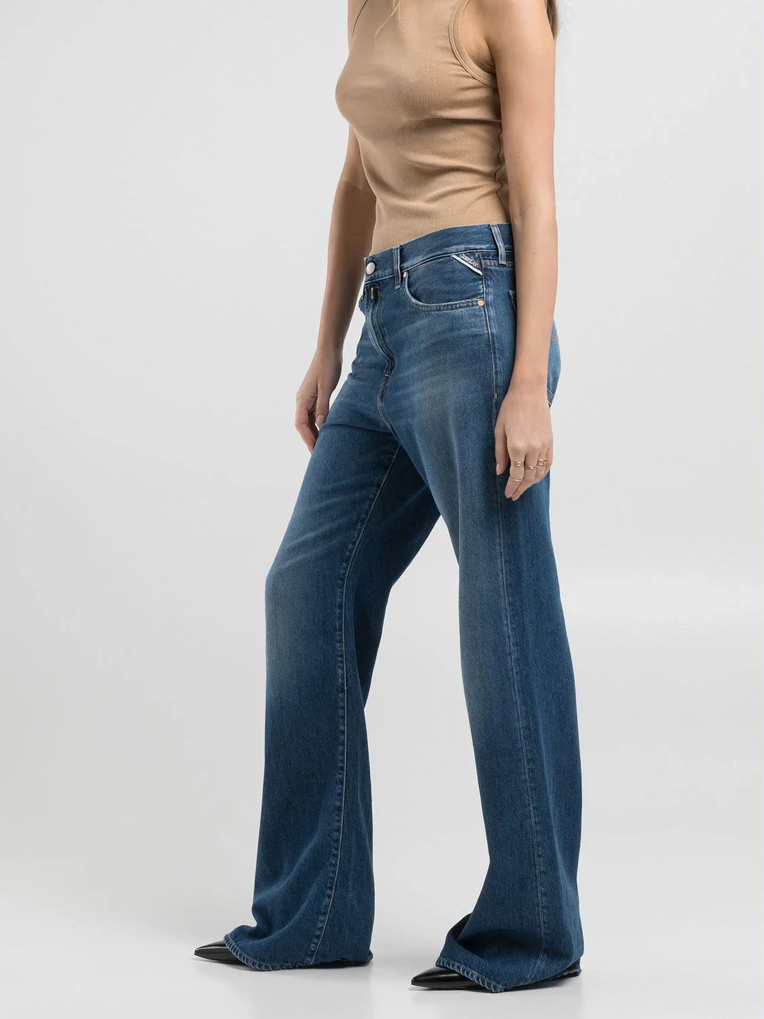 BECKA TRAPERICE KRAJENE ČIZME SA SVETLOM