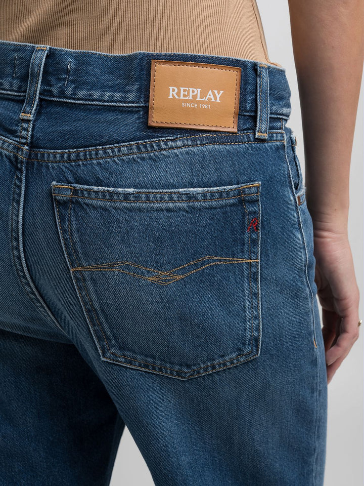 BECKA TRAPERICE KRAJENE ČIZME SA SVETLOM