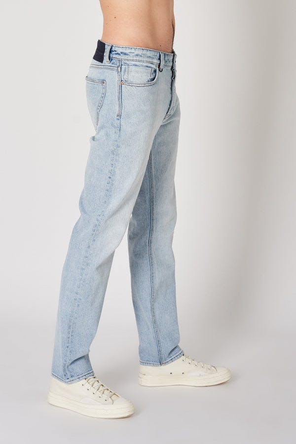 RAY STRAIGHT ALLEYWAYS ORGANIC SVJETLO PLAVA