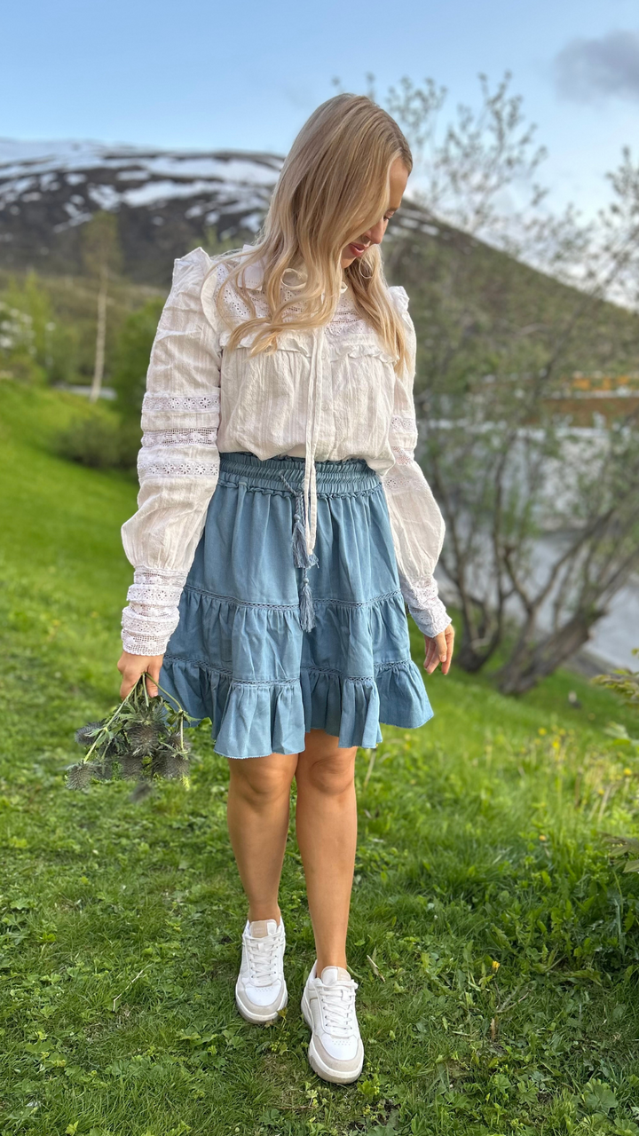 KAROLINE BLUZA BEJELA