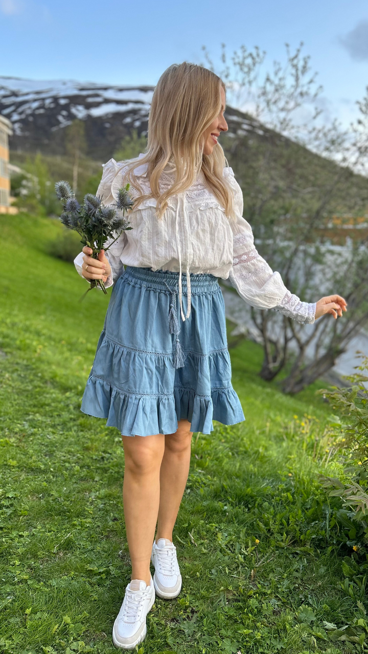 KAROLINE BLUZA BEJELA