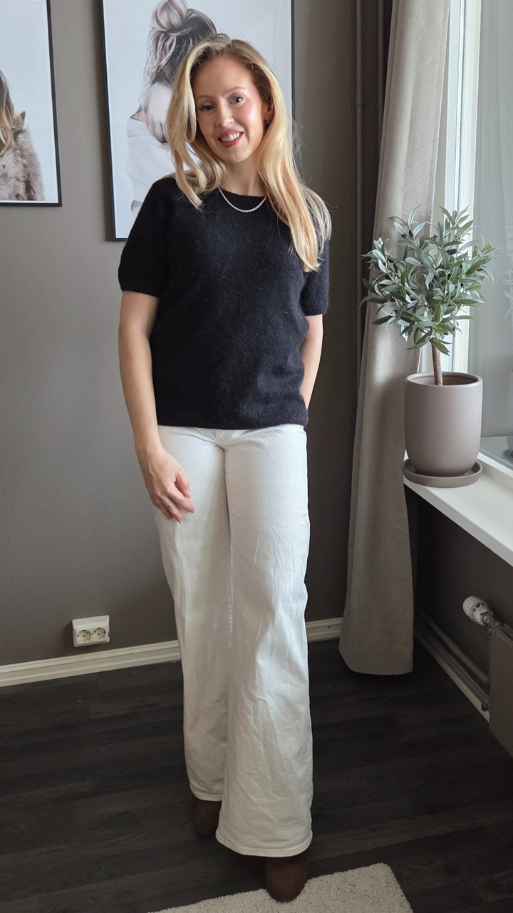 MONROE 24 PLETENA MAJICA CRNA