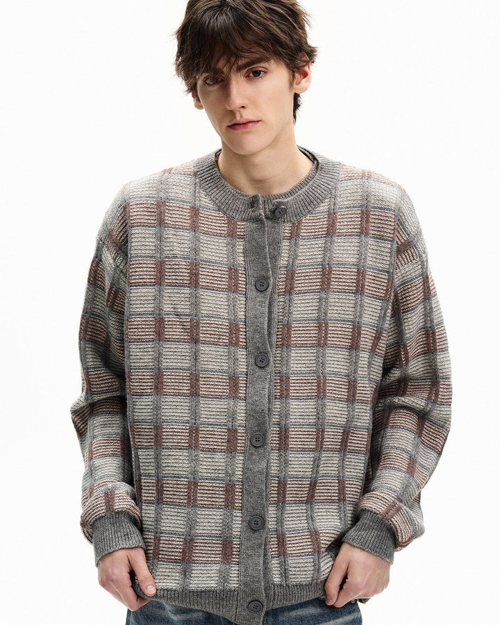 Karirani kardigan od vune 