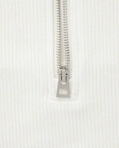 Džemper s pola zatvaračem i vertikalnom teksturom