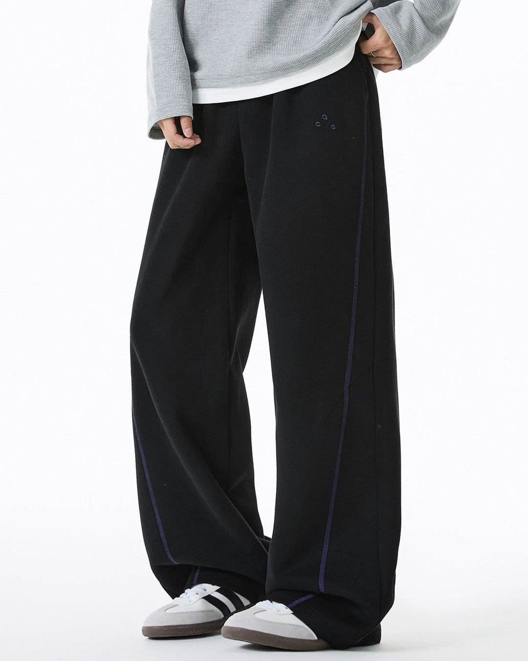 Contour Split Sweatpants